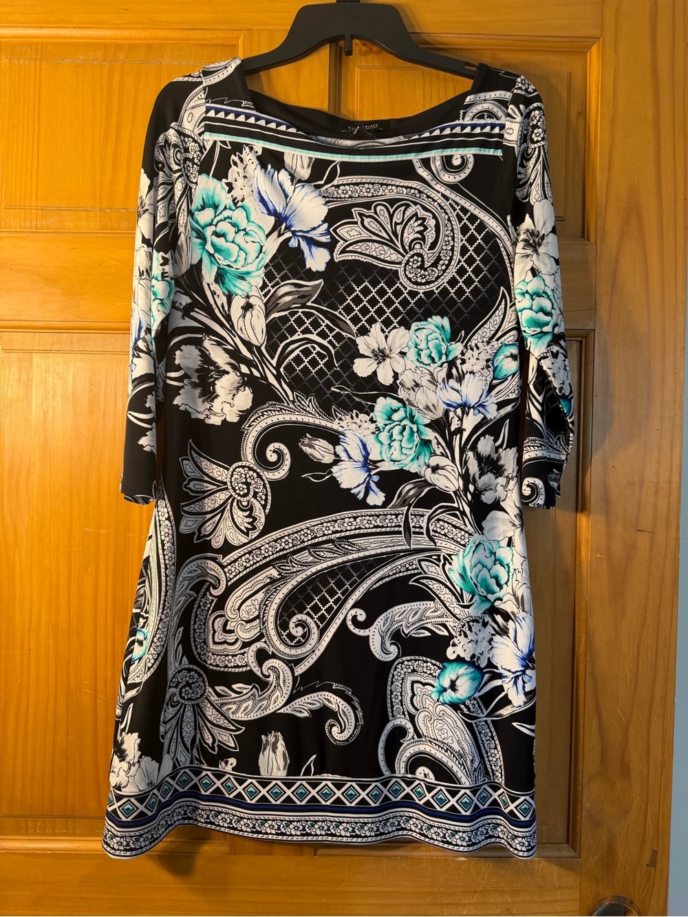 White House Black Market Black Floral Paisley Shift Dress with Teal Accents